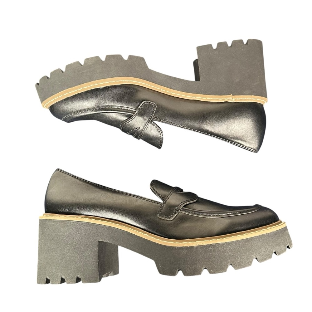 DOLCE VITA Tammy Lug Sole Leather Lug Sole Loafers in black - Picture 11 of 11
